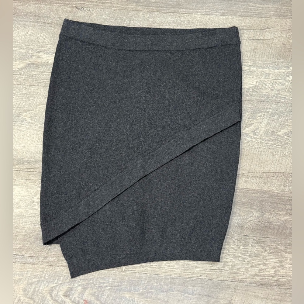 BCBGeneration Dark Gray Women's Skirt Size M Stretch - Picture 2 of 8